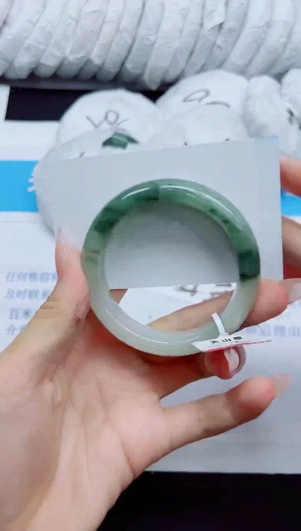 石英质玉手镯未镶嵌24/53