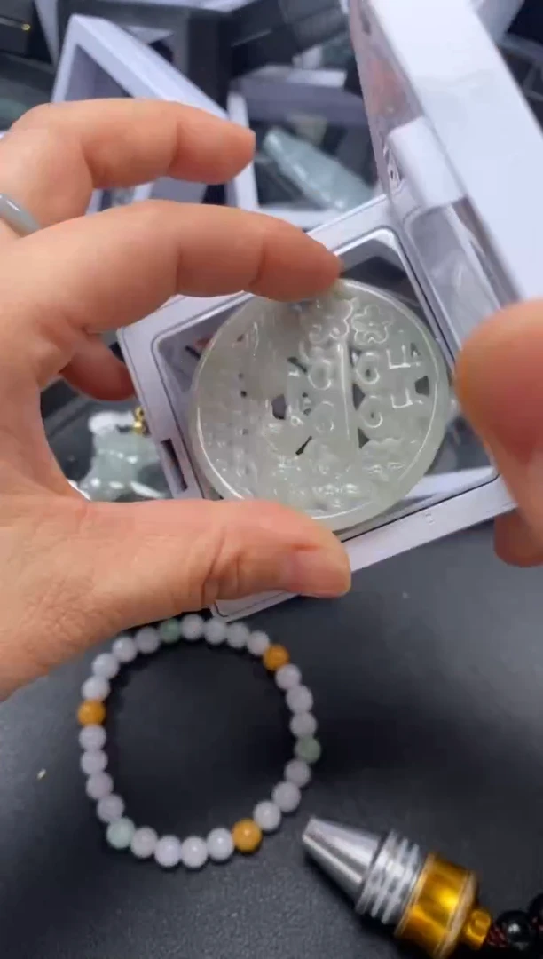 吊坠(不含链)未镶嵌翡翠2140