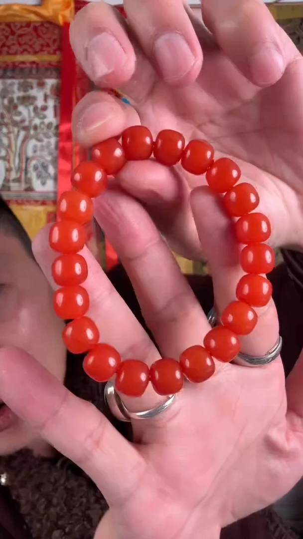 藏地次仁红红珠子