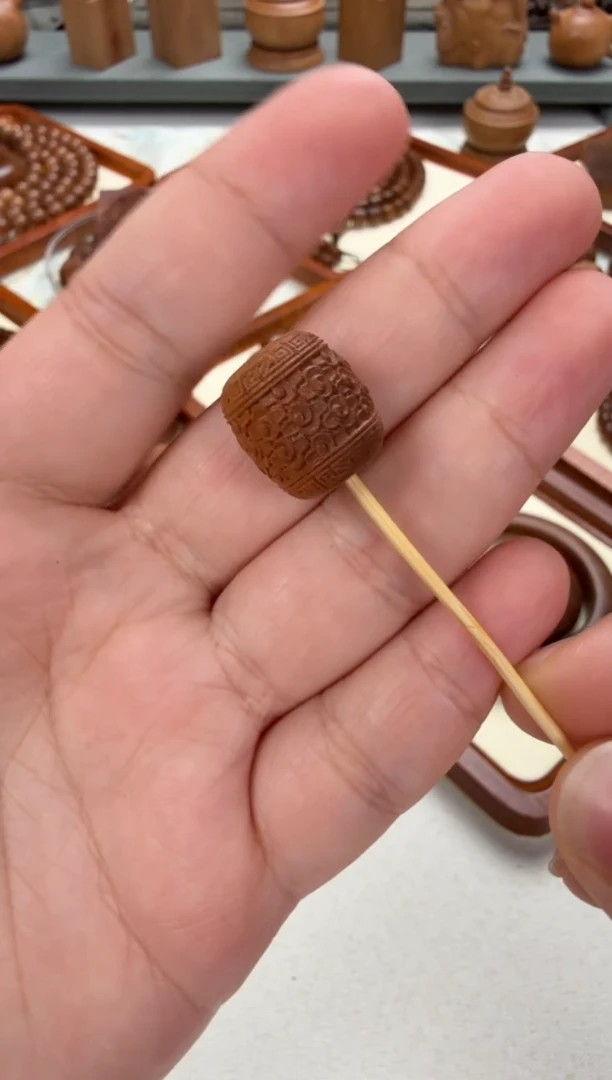 檀香木吊坠1.6祥云桶珠吊坠 印度老山檀香