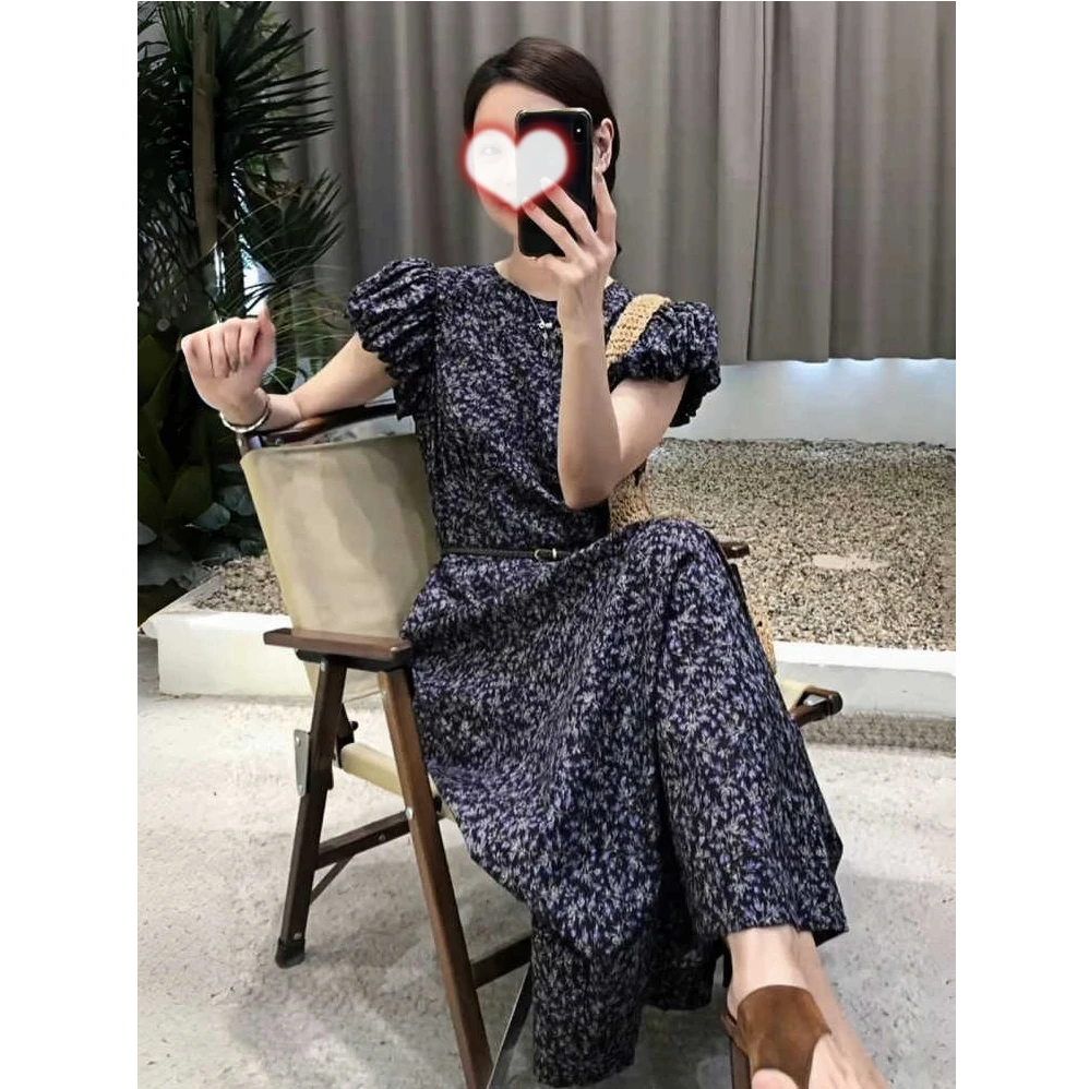 法式茶歇气质独特漂亮紫色碎花小飞袖连衣裙女高级感超好看长裙子