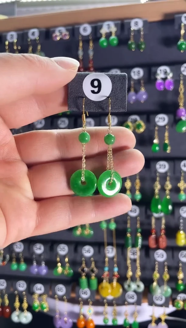 【闪购商品】翡翠耳饰银S925镶嵌9....