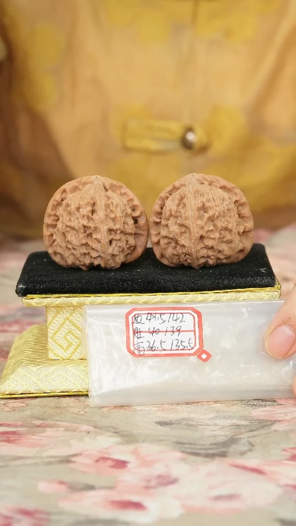 把件文玩核桃白狮子