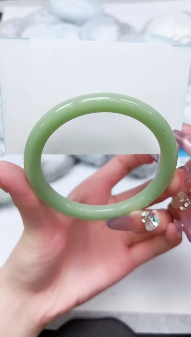 石英质玉手镯未镶嵌25-59