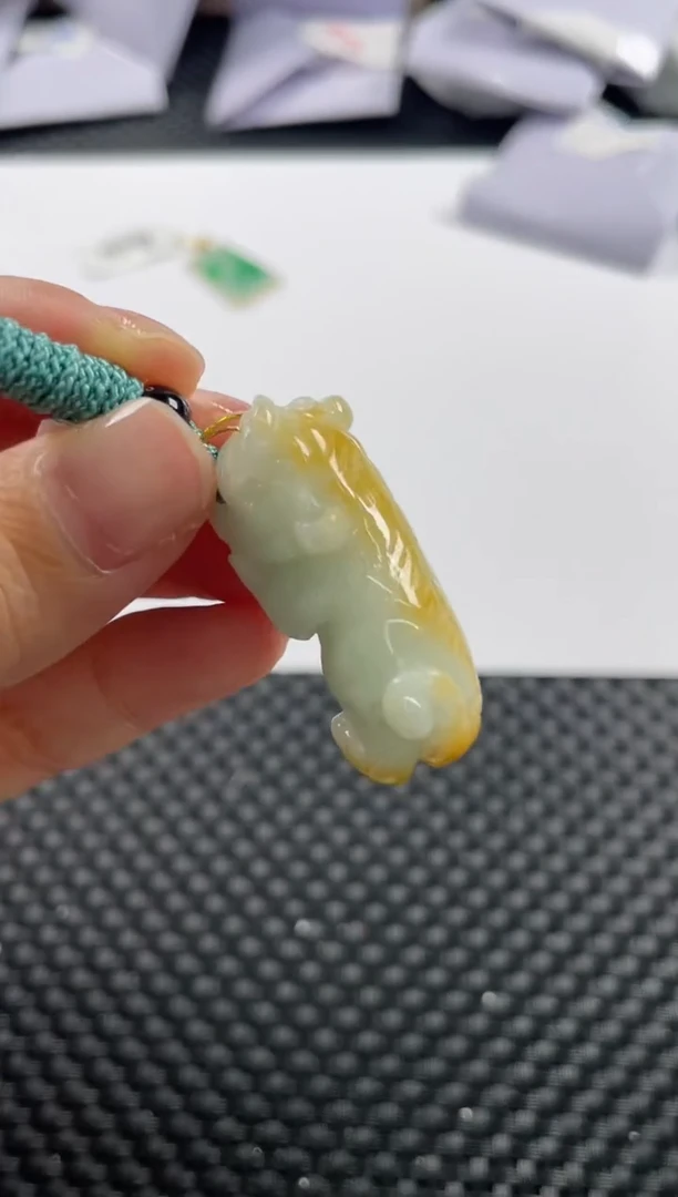 颈饰未镶嵌翡翠8262 老虎