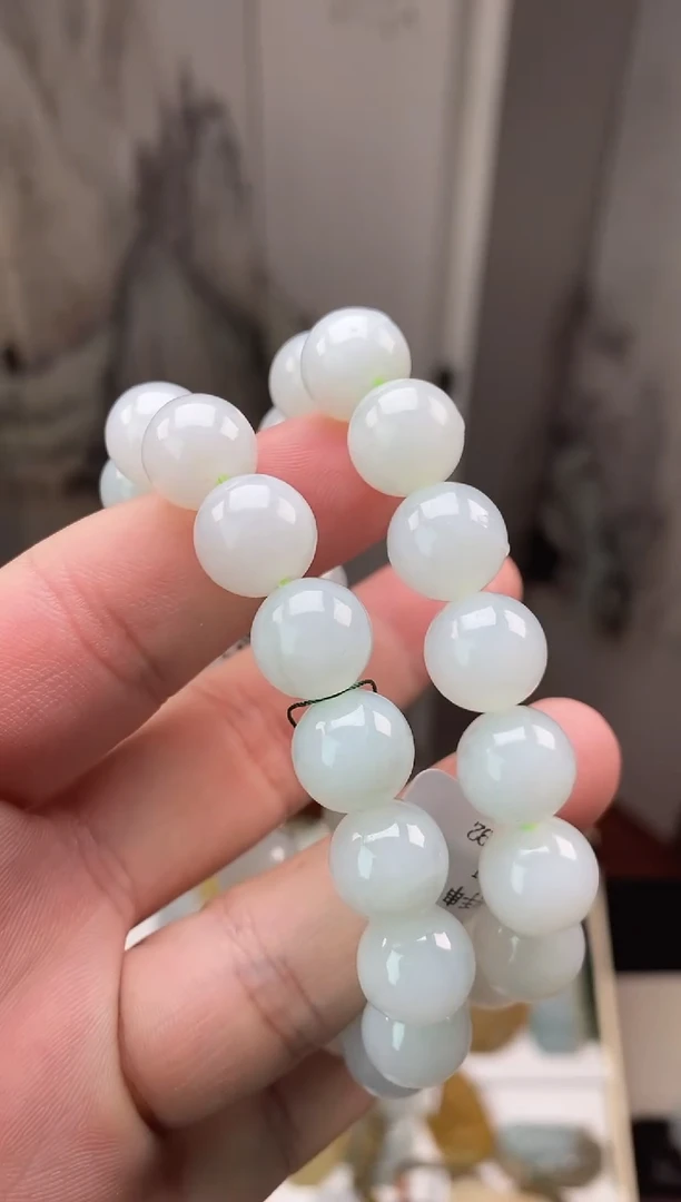 未镶嵌手链翡翠天然缅甸A货翡翠（手串）多样性发其一