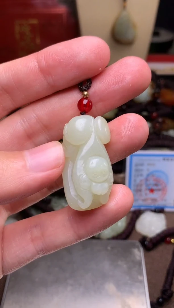 颈饰未镶嵌和田玉新疆料青海料清水和田玉吊坠