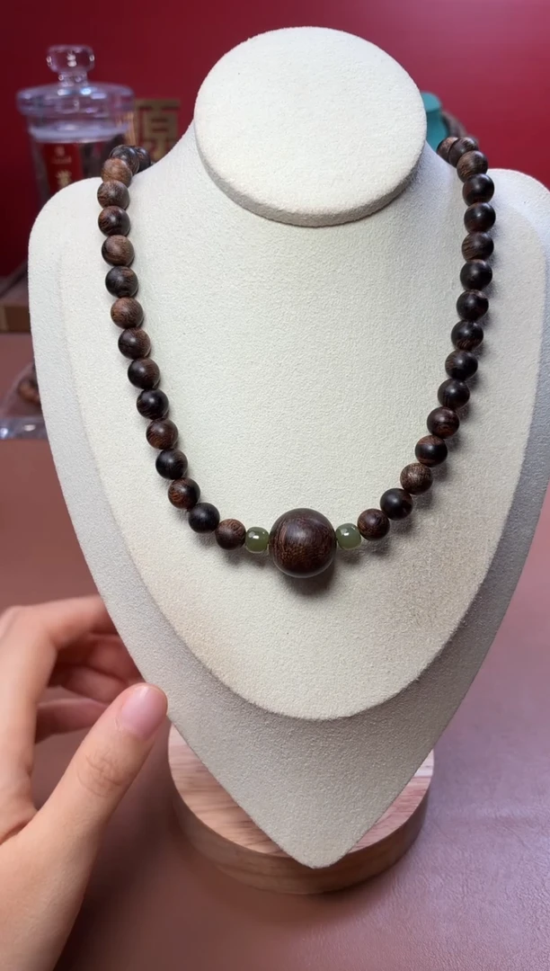 沉香手串沉水芽庄瘿子瘤疤白棋08配虎斑瘤疤18顶珠