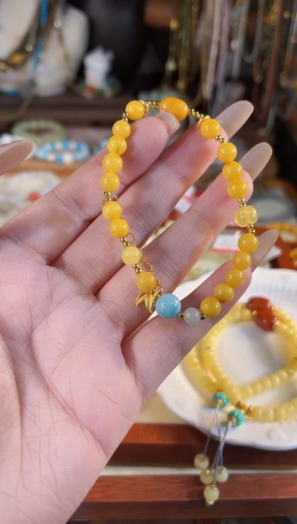 【闪购商品】蜜蜡手链未镶嵌多样性发货其一