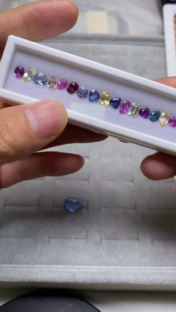 未镶嵌裸石定制蓝宝石天然 蓝宝石（多样性发货一）