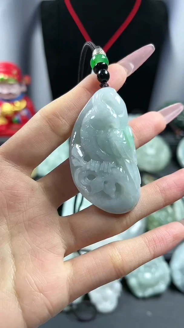 【闪购商品】翡翠颈饰未镶嵌英明神武