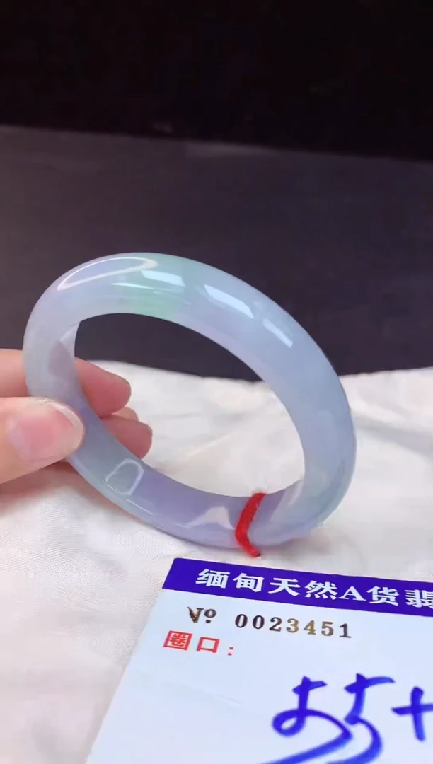 【闪购商品】翡翠手镯未镶嵌55+             