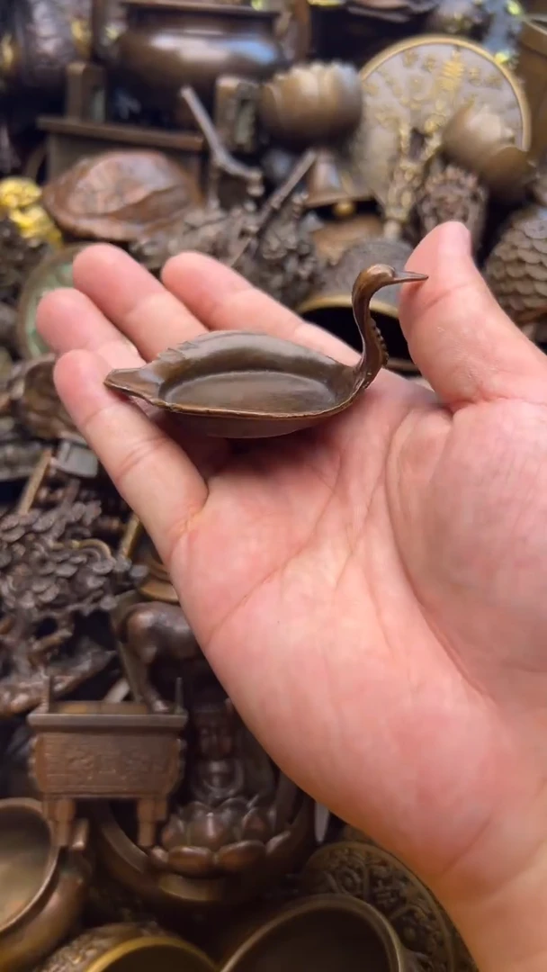 精美铜器，点击下单