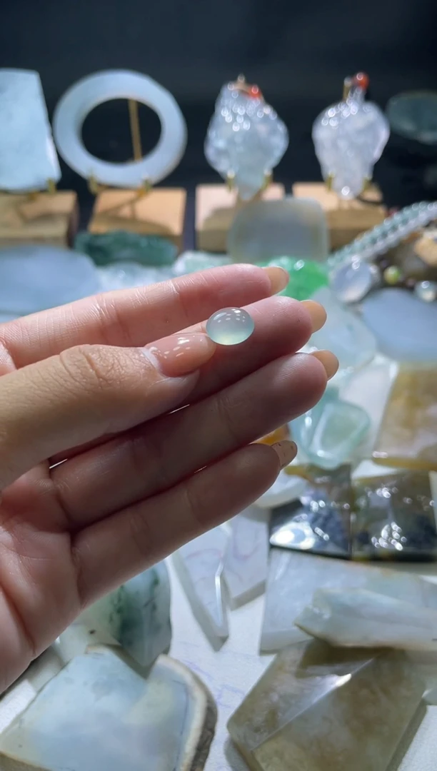 未镶嵌定制翡翠蛋面
