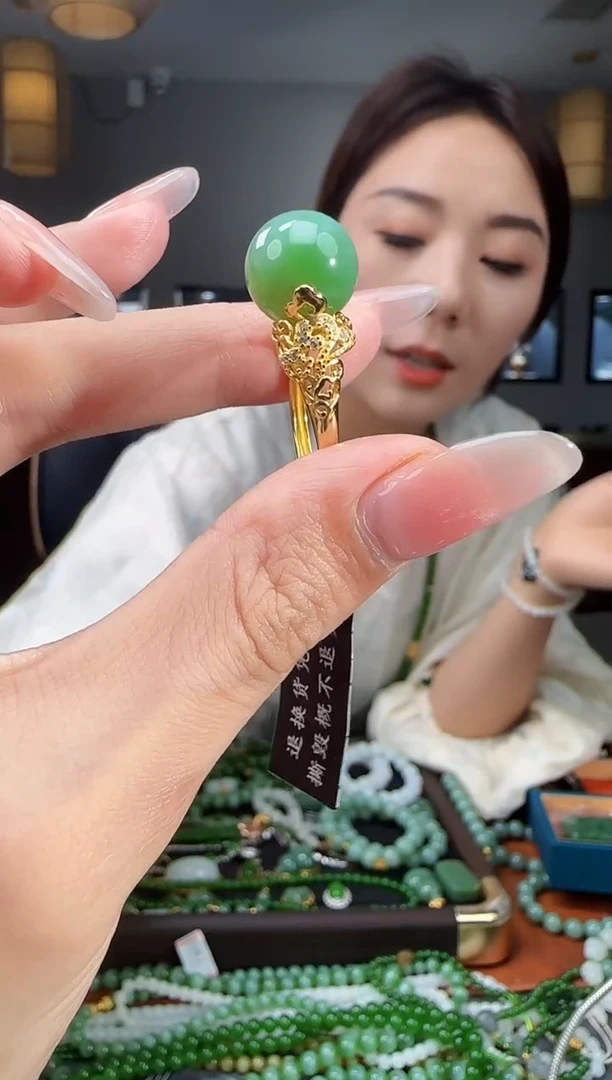 银S925镶嵌戒指和田玉1
