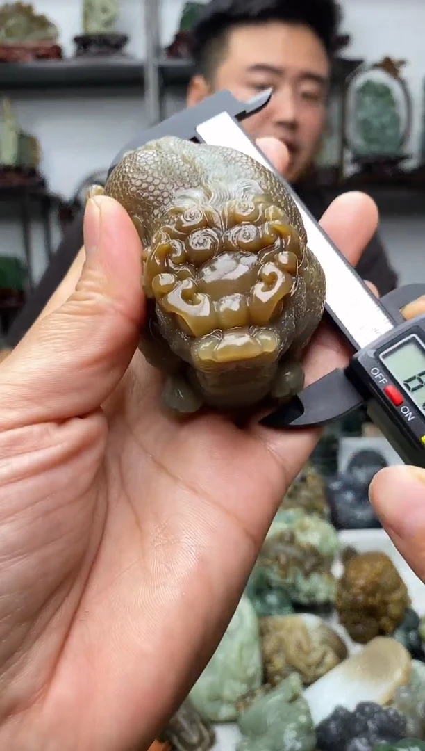 未镶嵌和田玉把件1