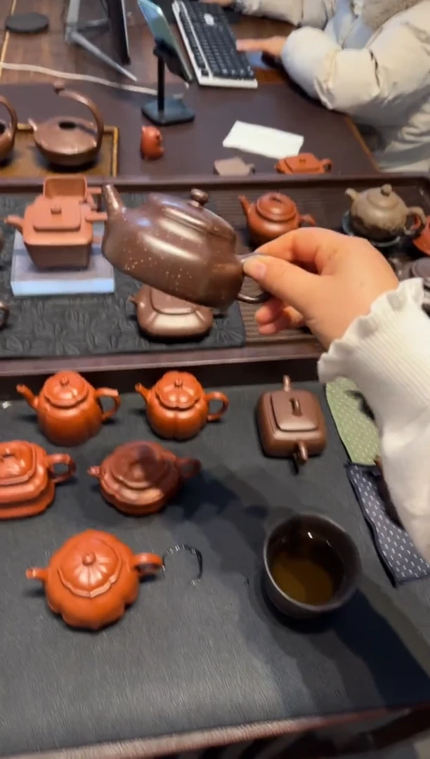 【闪购商品】紫砂茶壶师哥留六方静乐