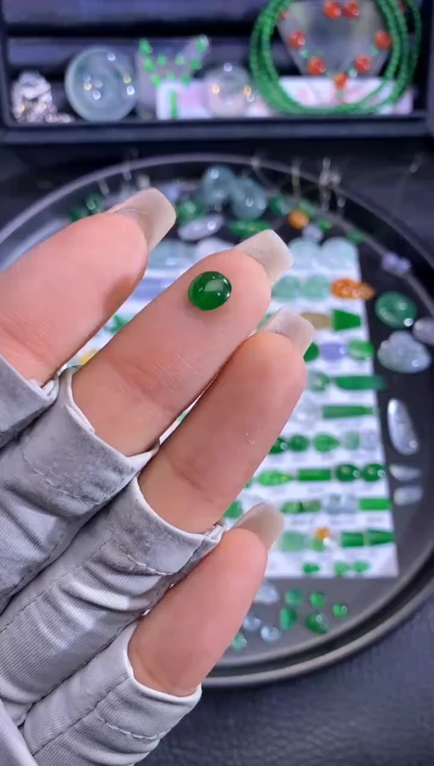 未镶嵌挂件翡翠珠子