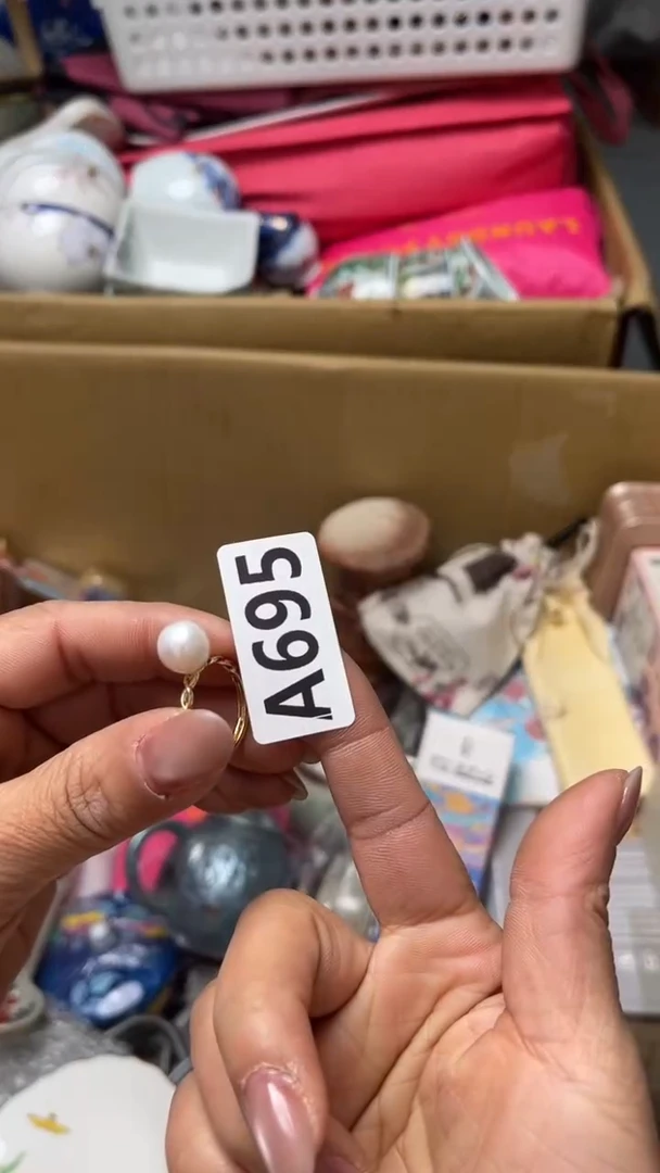 纯铜大理石用****3如图所示，清影轩甄选