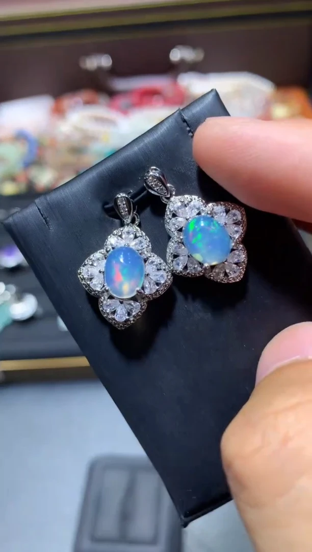 欧泊未镶嵌珠宝奇石K55【多样性发其一】