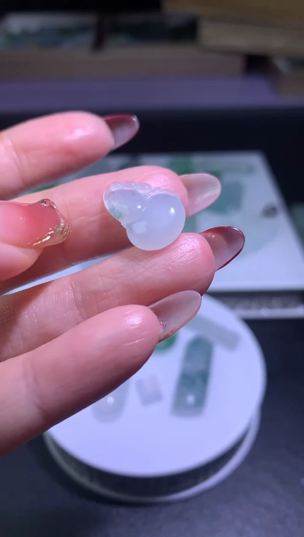 【闪购商品】定制翡翠未镶嵌毛货