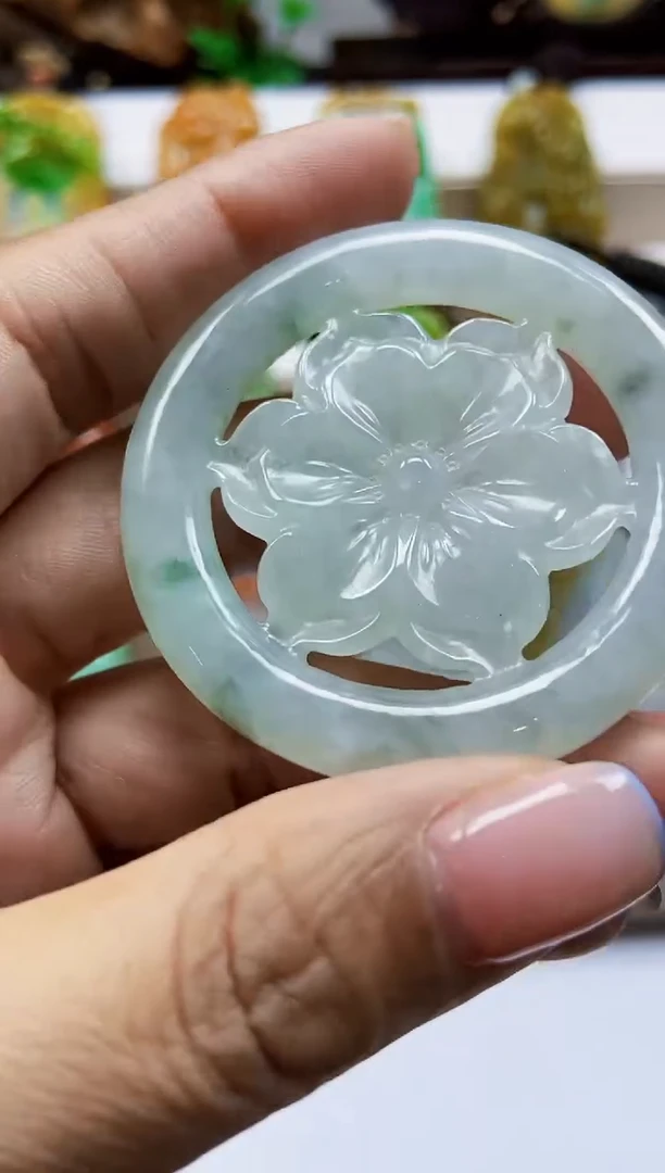 颈饰未镶嵌翡翠翡翠A货