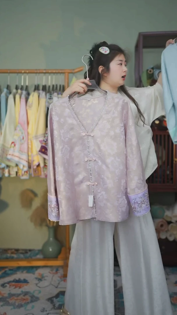 刺绣(S码)110斤内百搭款上衣单层