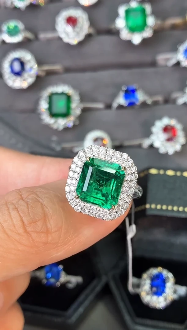 18K金镶嵌戒指祖母绿【闪购】6.05ct/七天鉴赏/沃顿
