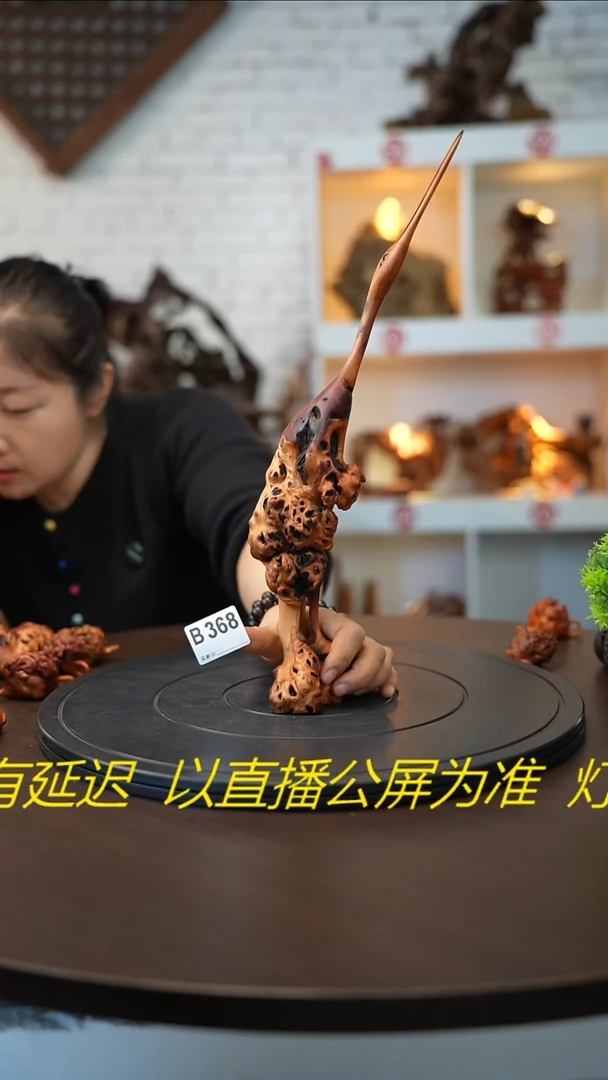 木木雕款西***弟云南黑果木摆件