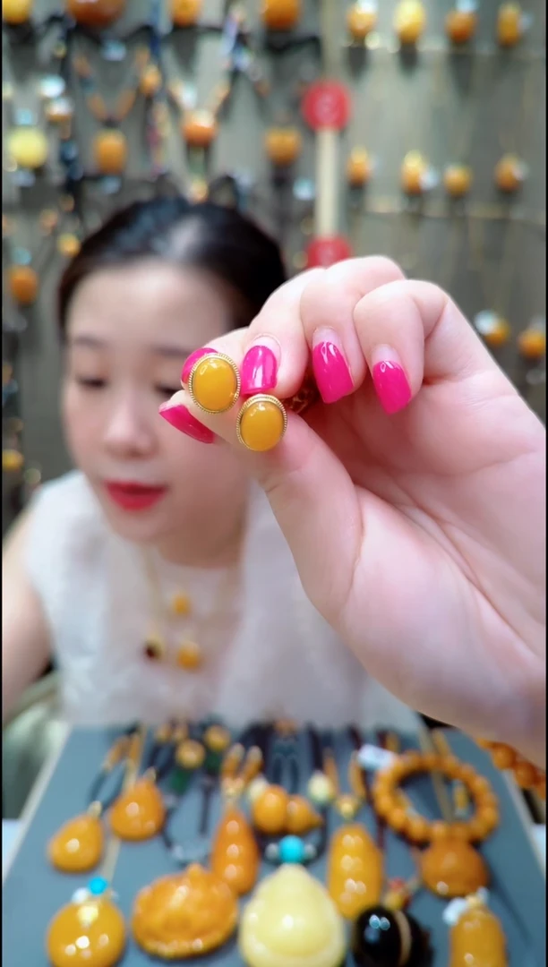 银S925镀金镶嵌蜜蜡耳饰﹣B063蜜蜡耳坠