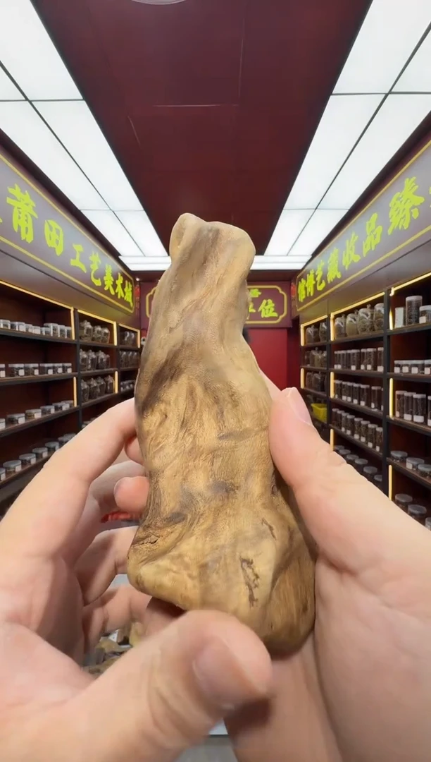 沉香吊坠多样性发一