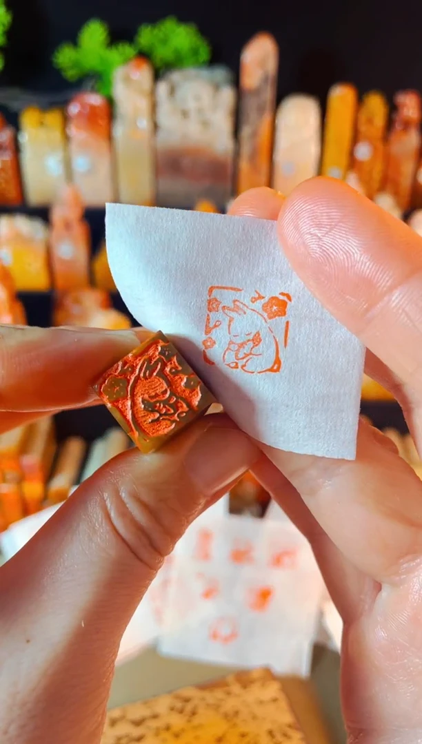 【闪购商品】巴林石印石手工篆刻《小兔兔》1.5