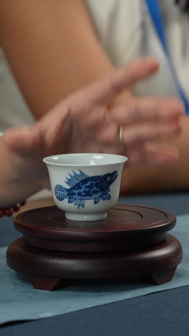 杯子非遗传承人-柴有根-此木柴窑青花鳜鱼铃铛杯