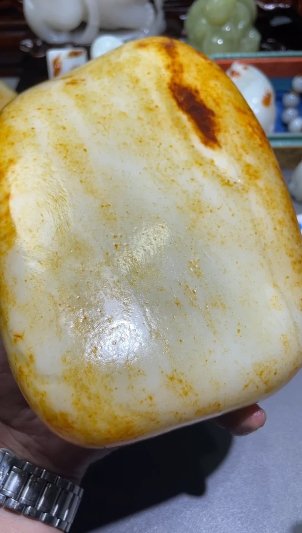 未镶嵌和田玉摆件君*…和田玉