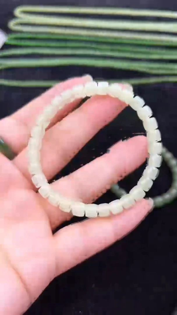 未镶嵌手串和田玉和田玉手串