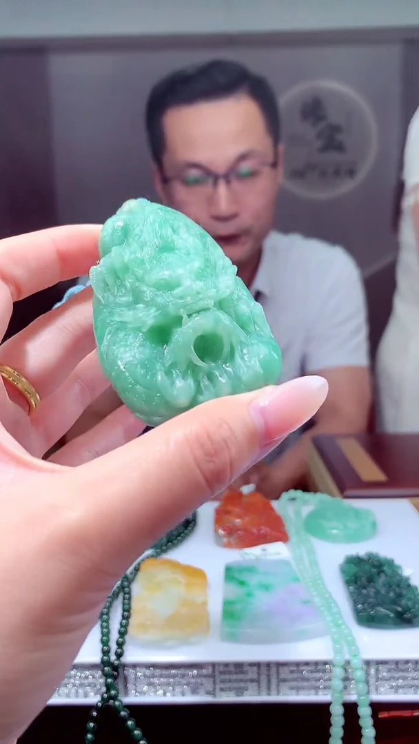 定制翡翠未镶嵌天然翡翠(拍一发一）