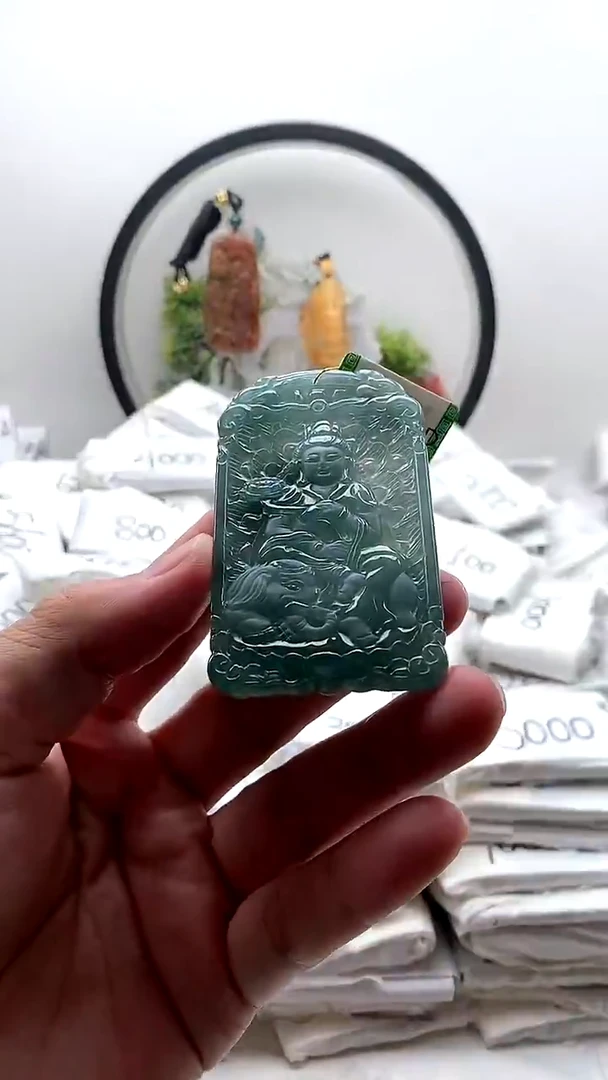 颈饰未镶嵌翡翠普贤