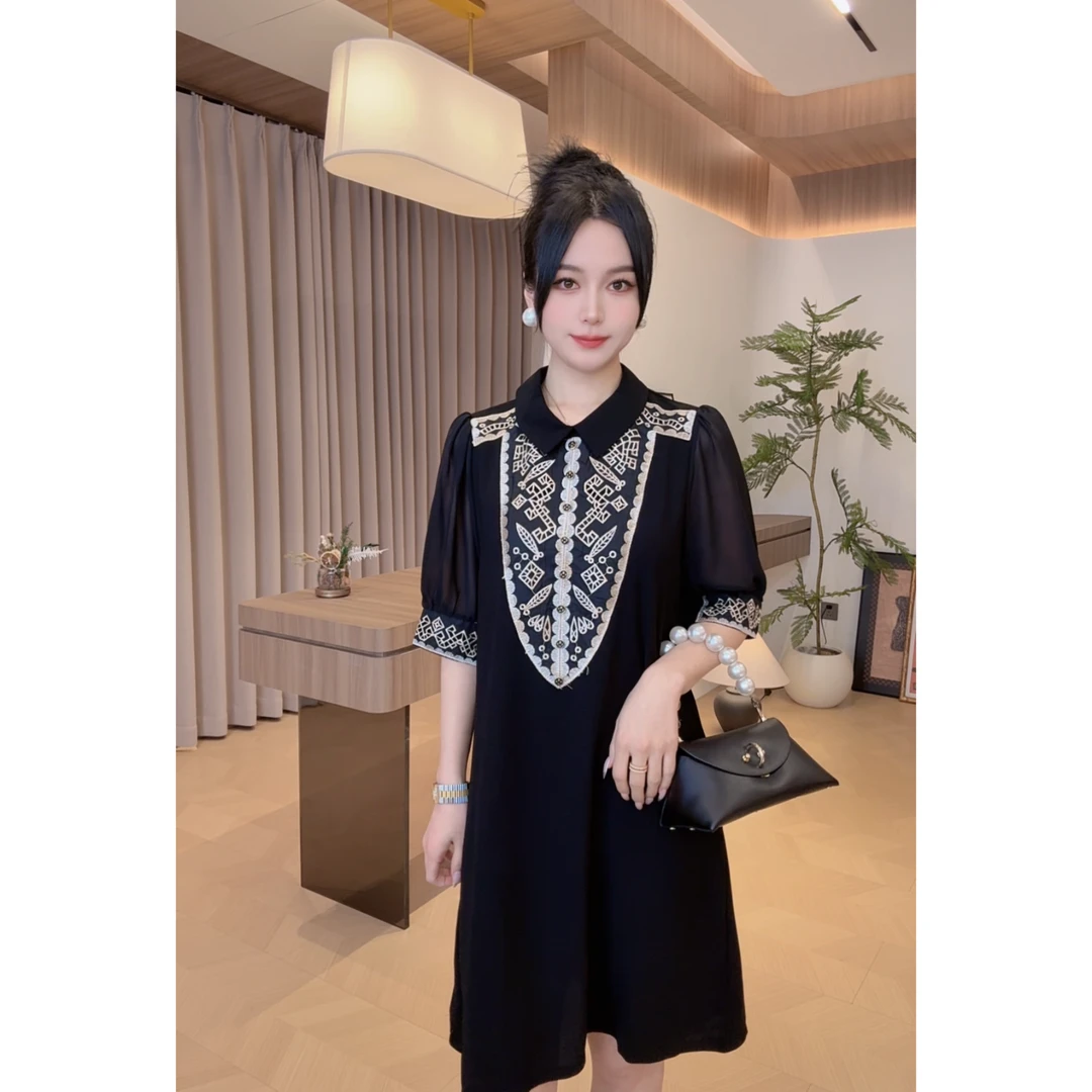 2311鱼鱼严选夏季上新五分袖重工刺绣气质中长显瘦宽松大码连衣裙