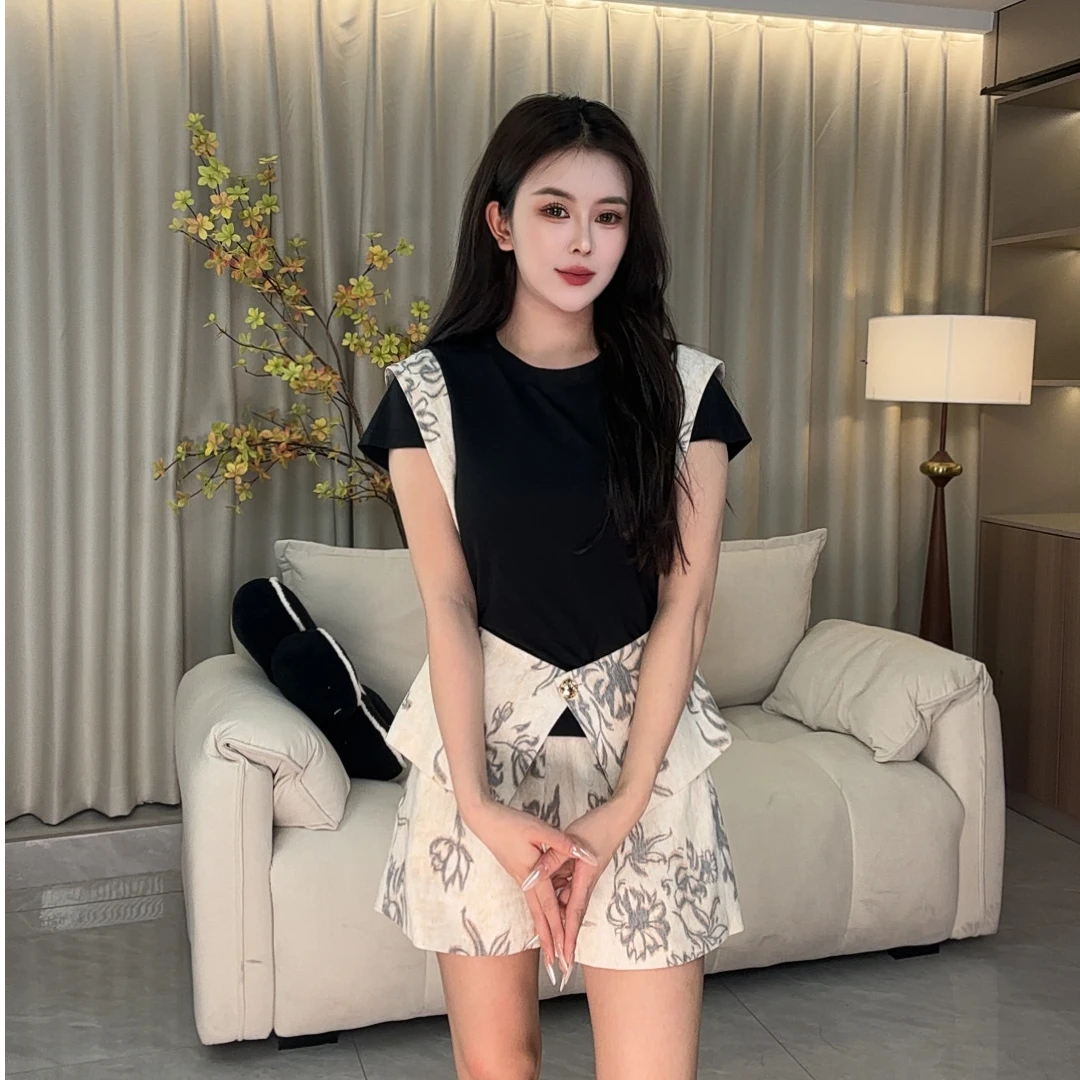 夏季新款轻奢时尚减龄撞色拼接套装遮肚子显瘦收腰洋气百搭假两件