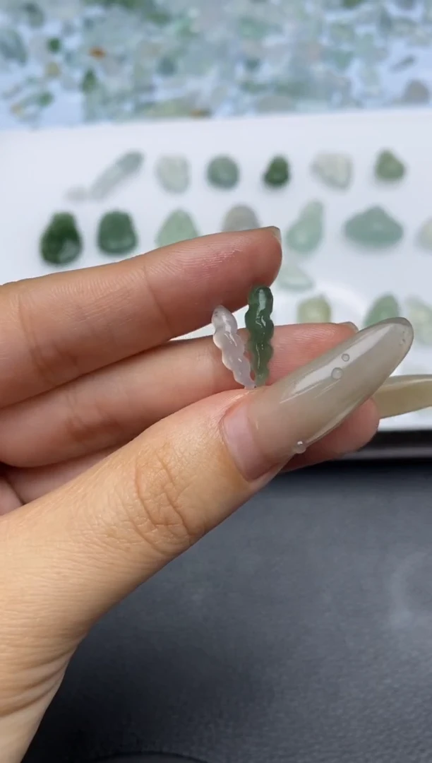 未镶嵌定制翡翠翡翠毛货~