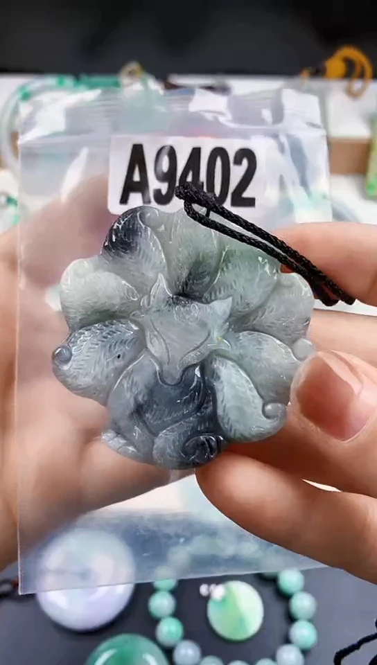 颈饰未镶嵌翡翠天然翡翠吊坠挂件