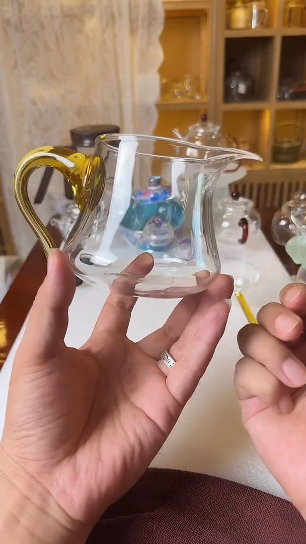 C-02黄色。。。。。。。。