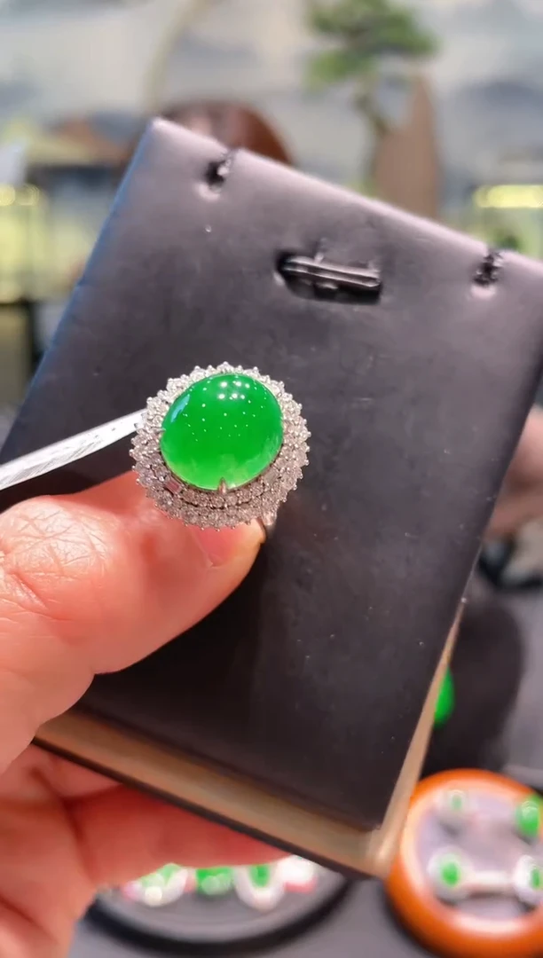 【闪购商品】翡翠颈饰18K金镶嵌A33两用