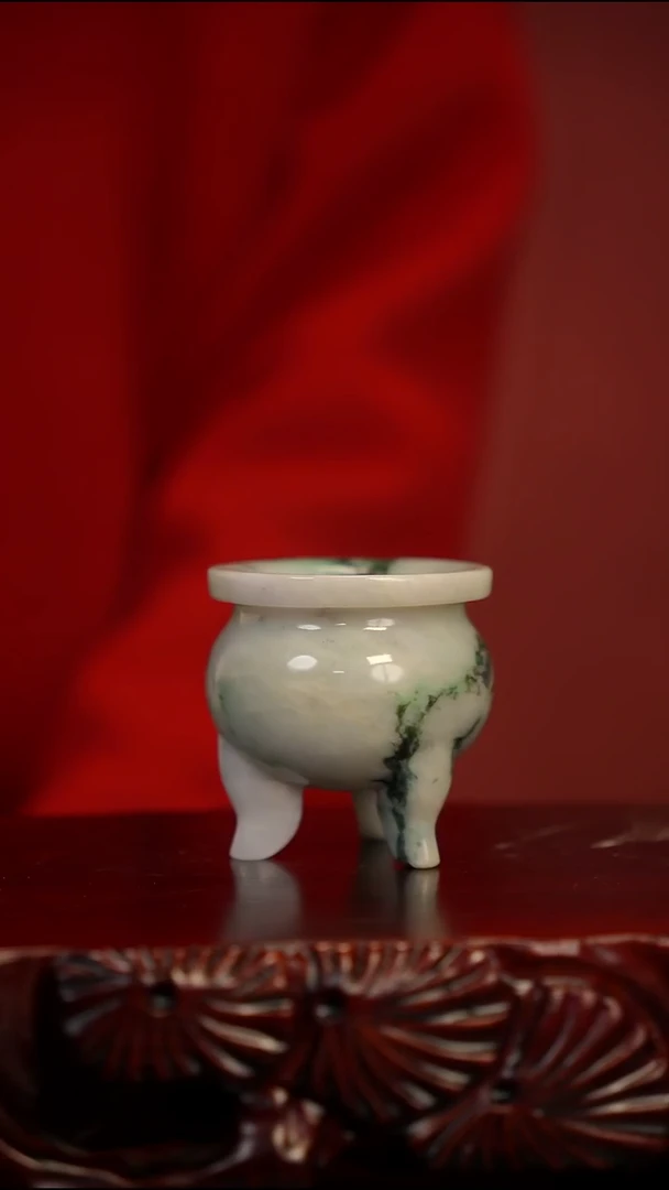 未镶嵌摆件翡翠鼎