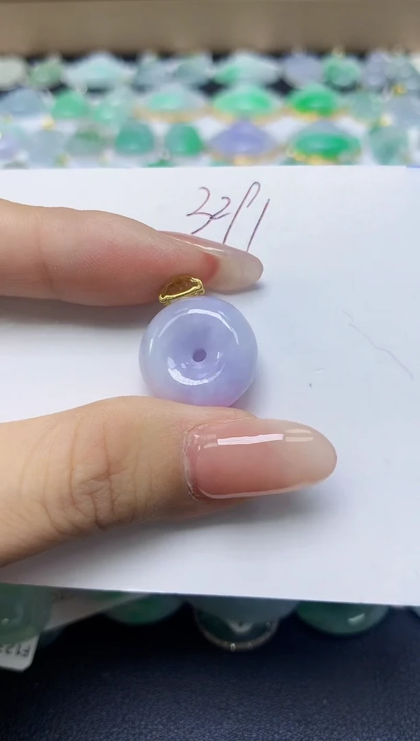 翡翠未镶嵌颈饰 天然缅甸翡翠A货