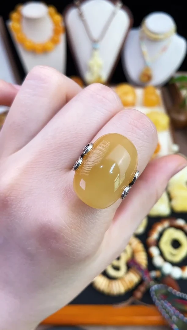 琥珀未镶嵌珠宝奇石柒月