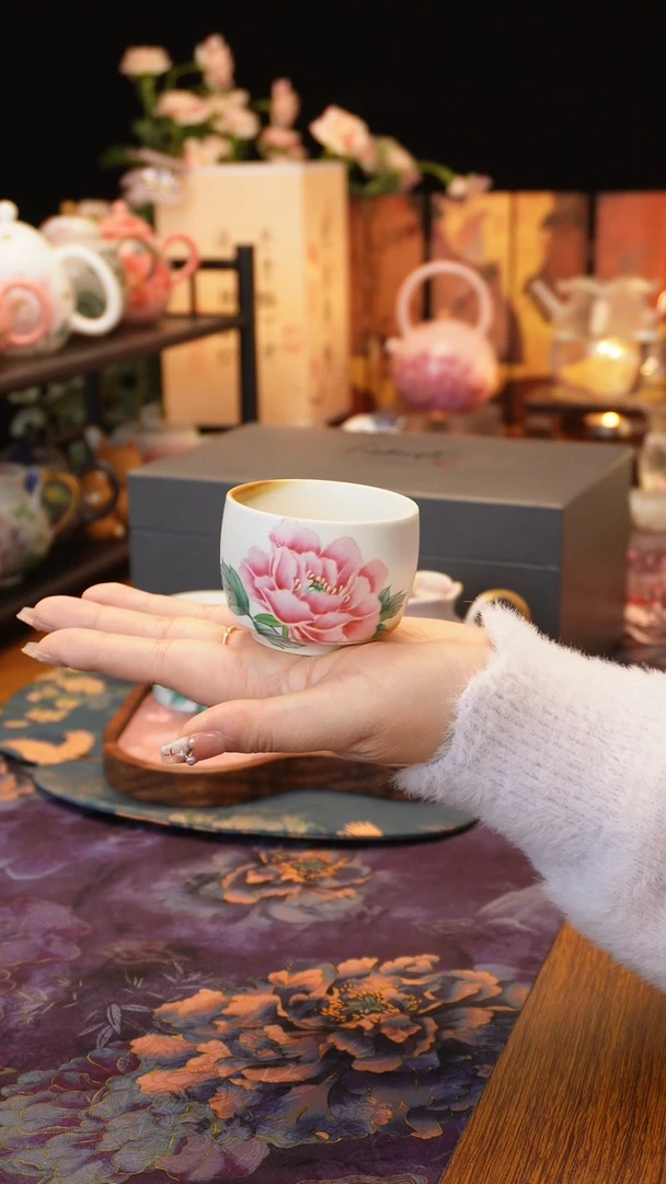 【闪购商品】国色芳华小方杯······