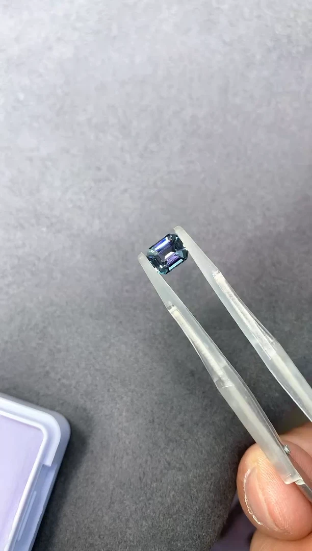 裸石未镶嵌尖晶石一粒1.27ctCGTL-10619