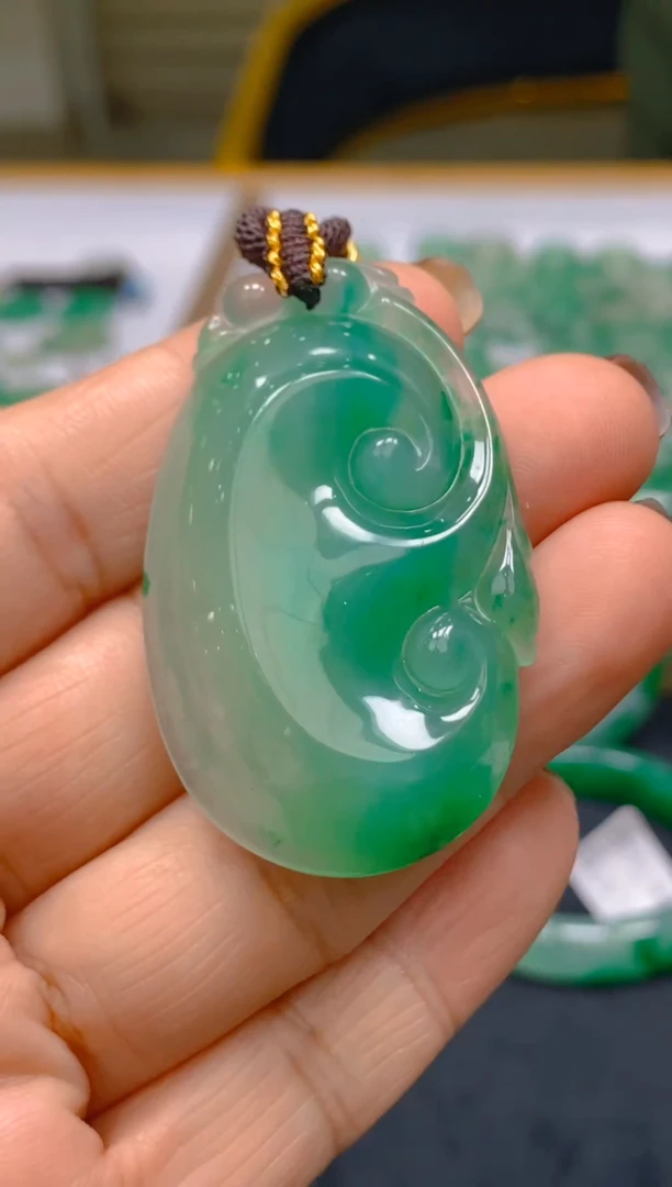 【闪购商品】石英质玉颈饰未镶嵌冰美人非洲翠，官方质检发货0011