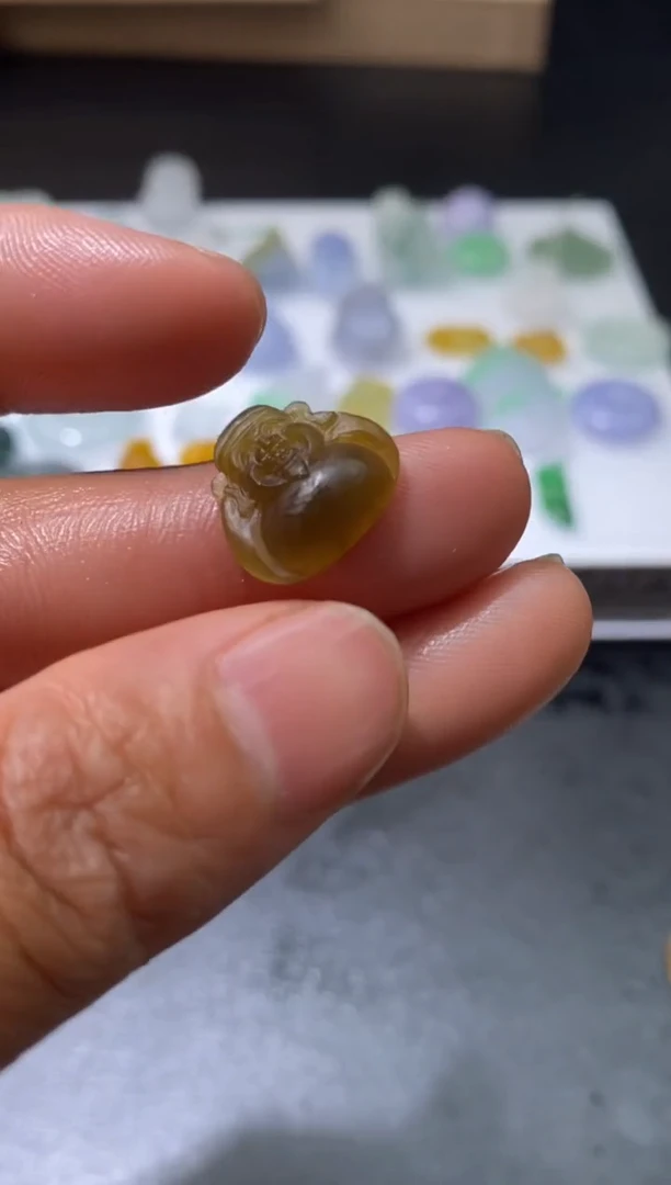 【闪购商品】定制翡翠未镶嵌翡翠毛货~